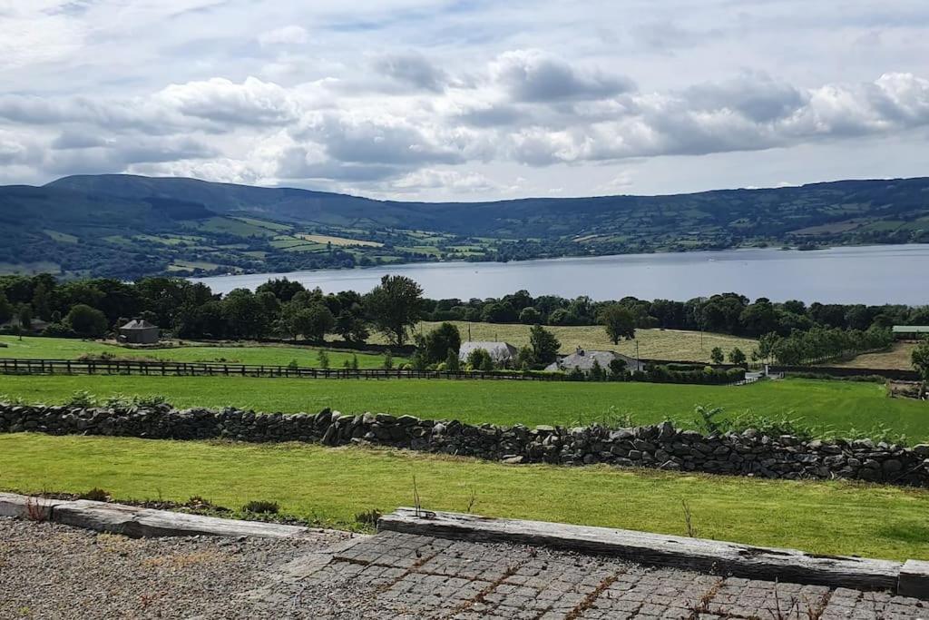 Cosy Self Contained Cottage With Stunning Views Killaloe Exteriér fotografie